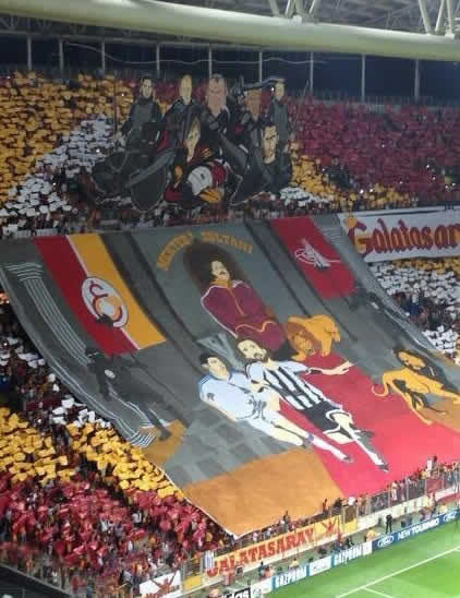 Galatasaray'dan çılgın koreografi Galatasaray'dan çılgın koreografi