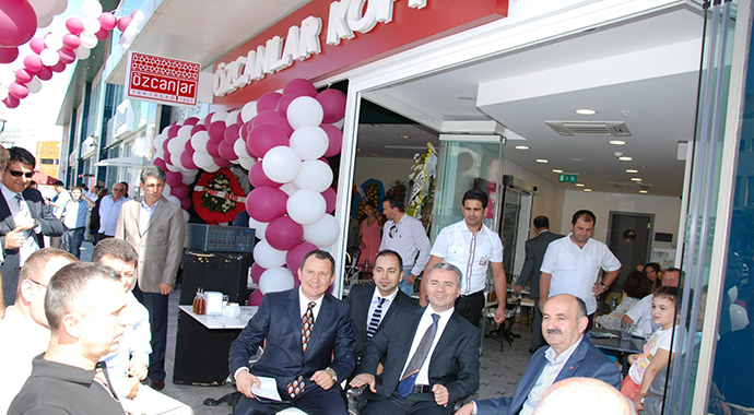 Özcanlar Köftecisi Beylikdüzü Skyport Özcanlar Köftecisi Beylikdüzü Skyport
