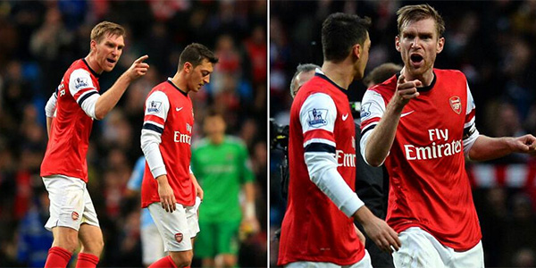 Mesut Özil'e Mertesacker'den sert uyarı Mesut Özil'e Mertesacker'den sert uyarı