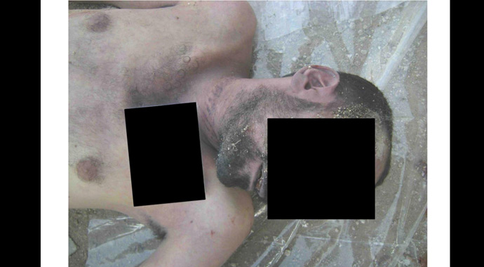 Esad, savaş suçu işledi.. İşkenceyi 55 bin fotoğraf belgeledi Esad, savaş suçu işledi.. İşkenceyi 55 bin fotoğraf belgeledi