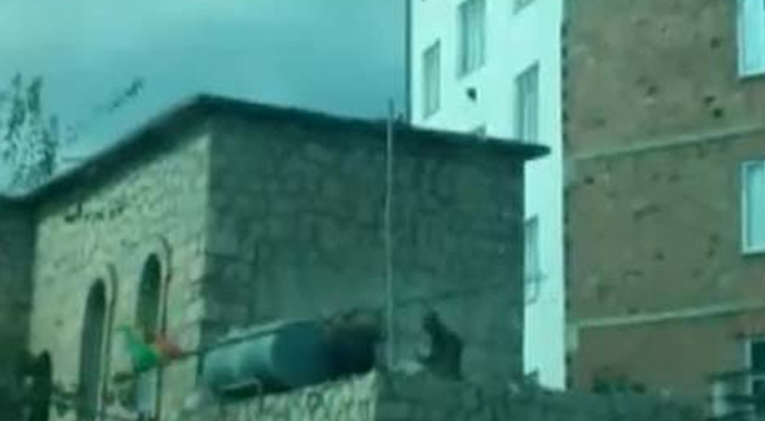 18 terörist böyle öldürüldü: 'Allah için, şehitler için vurun...' 18 terörist böyle öldürüldü: 'Allah için, şehitler için vurun...'