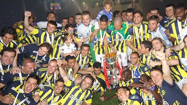 Emre Belözoğlu, 'Alın terimizi yedirmeyeceğimizi söylemiştik' Emre Belözoğlu, 'Alın terimizi yedirmeyeceğimizi söylemiştik'