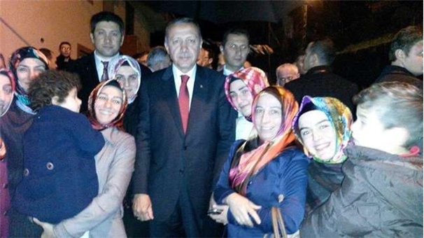 Twitter kapanmadan önce Başbakan Erdoğan'lı son paylaşım Twitter kapanmadan önce Başbakan Erdoğan'lı son paylaşım