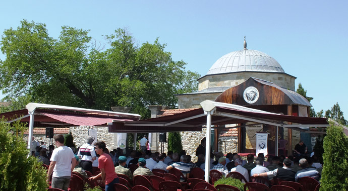 Nacizane bir teklif: Murad Hüdavendigâr Türbesi millîleştirilsin Nacizane bir teklif: Murad Hüdavendigâr Türbesi millîleştirilsin
