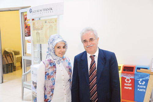 Rektör Prof. Dr. Muammer Yaylalı: Hedef girişimcilik ve yenilik Rektör Prof. Dr. Muammer Yaylalı: Hedef girişimcilik ve yenilik