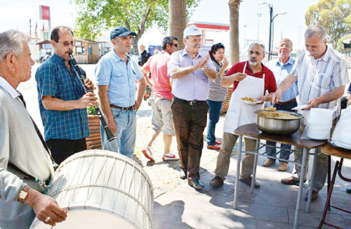 Kenan Evren, açtığı mezarlıkta defnedilecek Kenan Evren, açtığı mezarlıkta defnedilecek