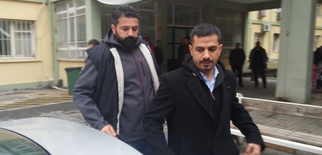 Mehmet Baransu gözaltına alındı Mehmet Baransu gözaltına alındı